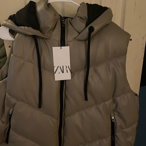 ZARA PUFFER VEST